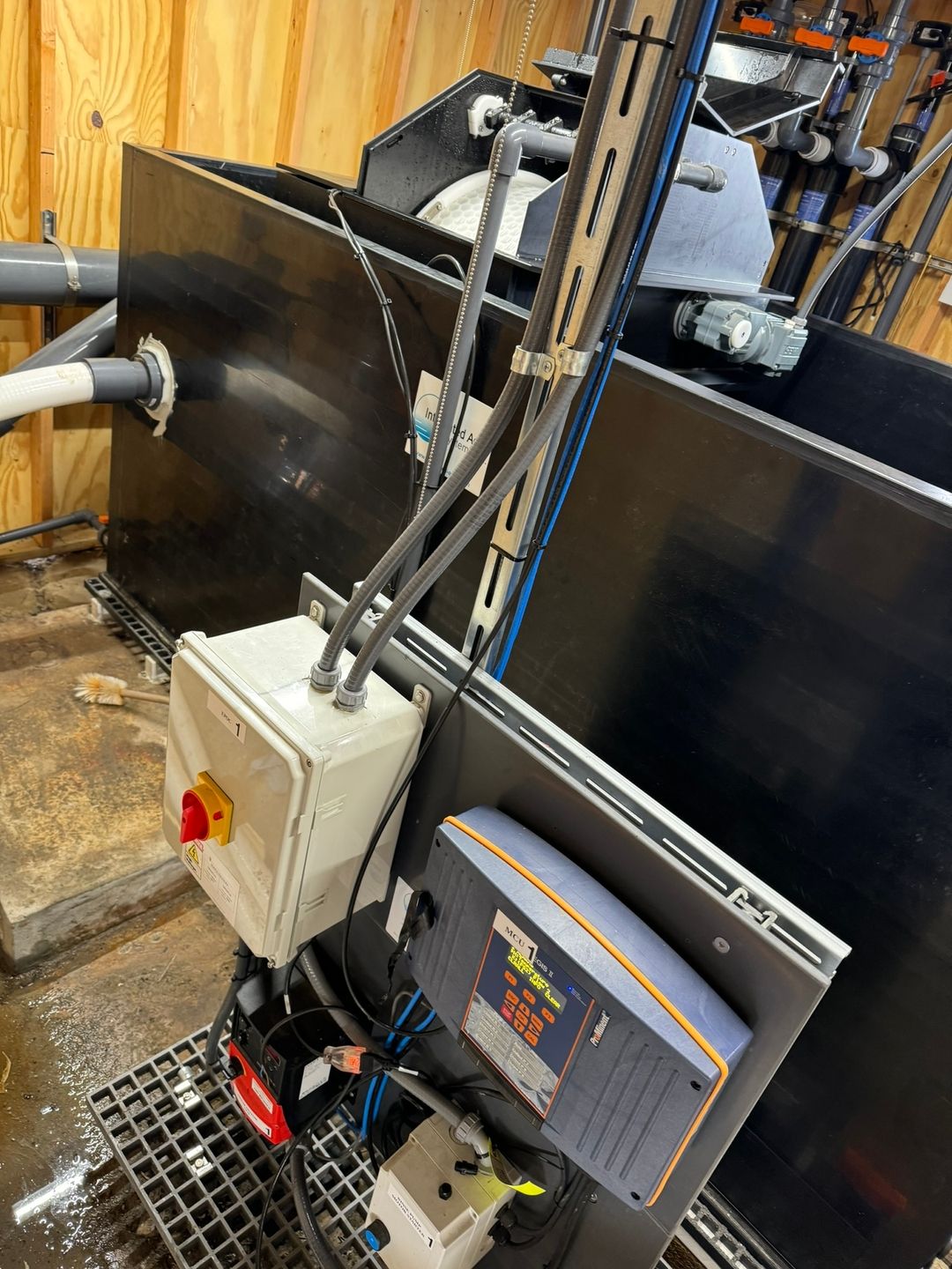 Caltech’s Kerckhoff Marine Laboratory Integrated Filtration Module 11 Caltech’s Kerckhoff Marine Laboratory Integrated Filtration Module 11