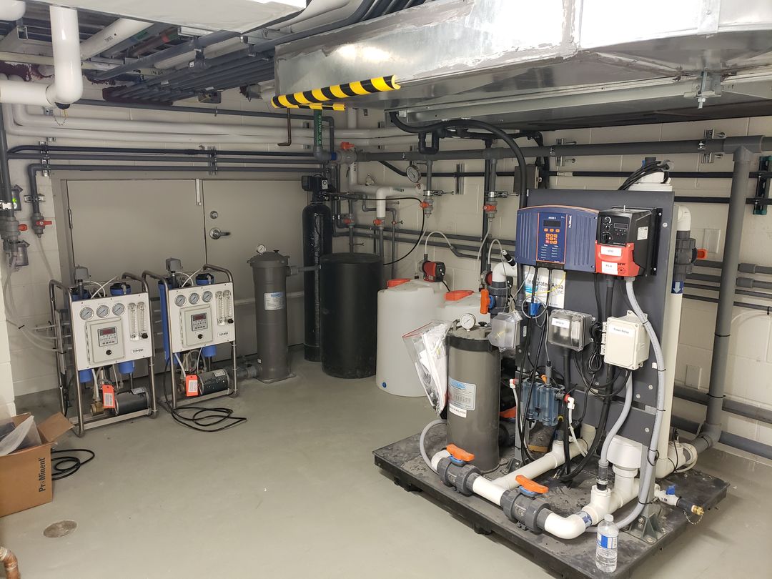 University of Waterloo Aquatic Threats Environmental Research Facility 8 University of Waterloo Aquatic Threats Environmental Research Facility 8